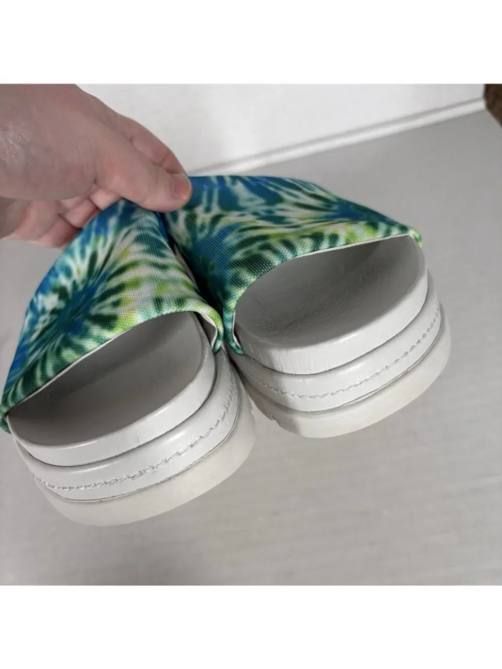 J/SLIDES Women 10 Blue Green Tie Dye Beach Casual Brit Slide Platform Sandals